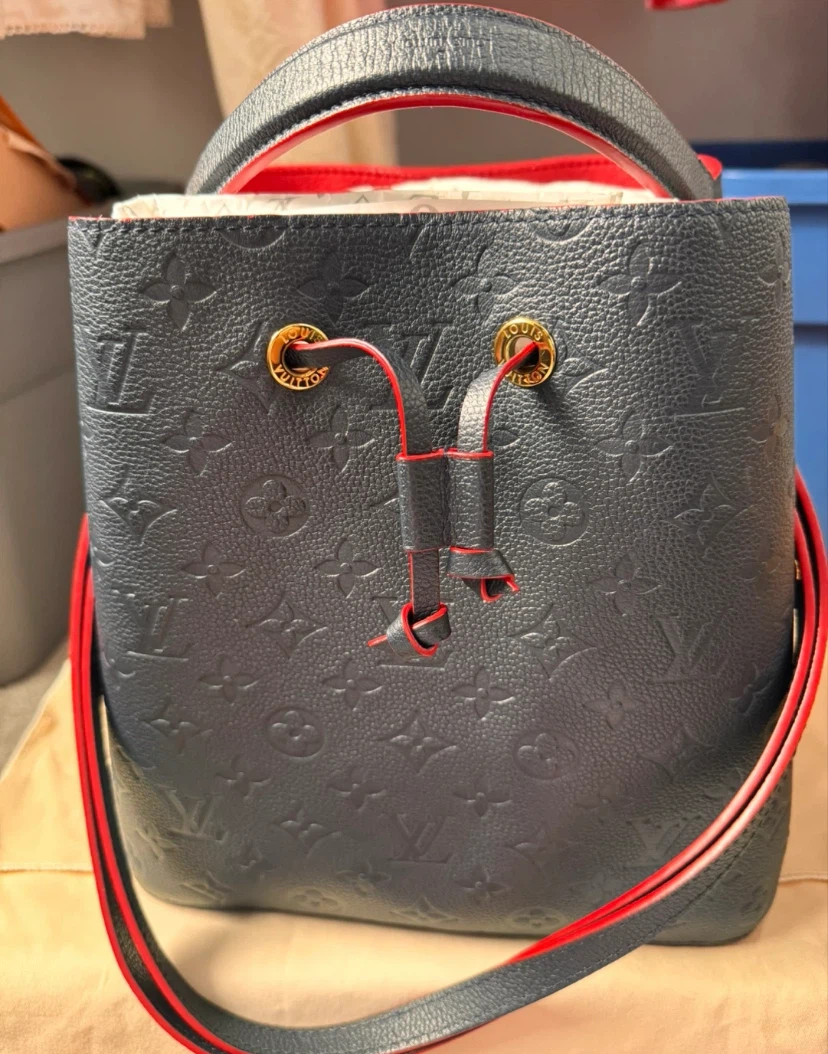 Beautiful next to best 👌Louis Vuitton Navy Monogram Bucket Bag