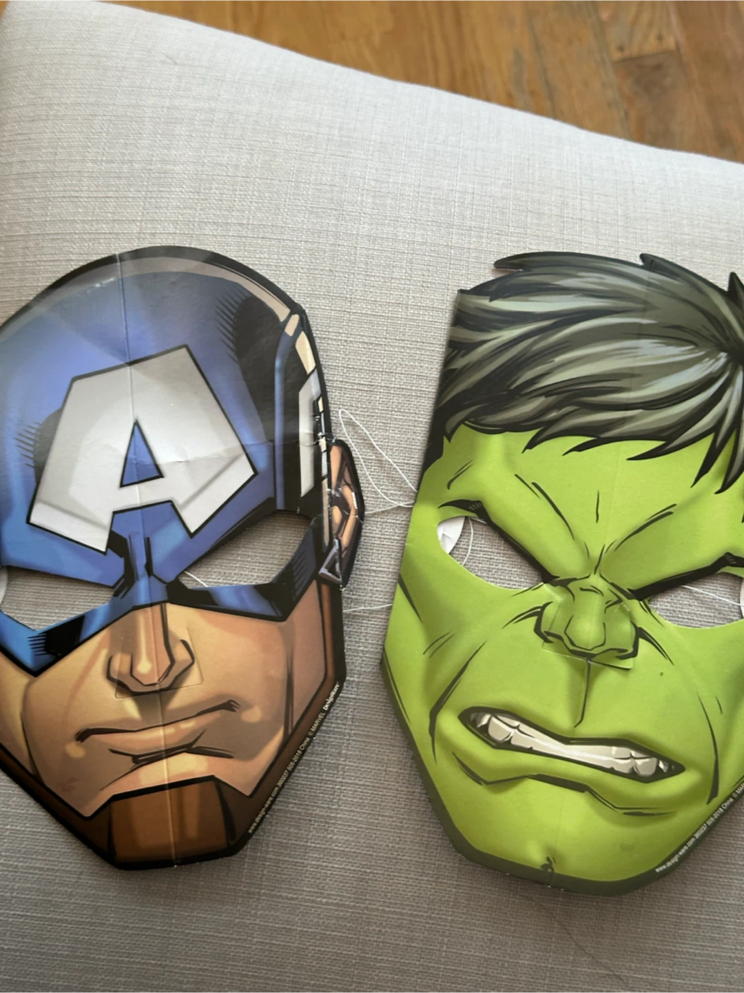 Superhero Comic Book Party Decor & Masks - photo 5