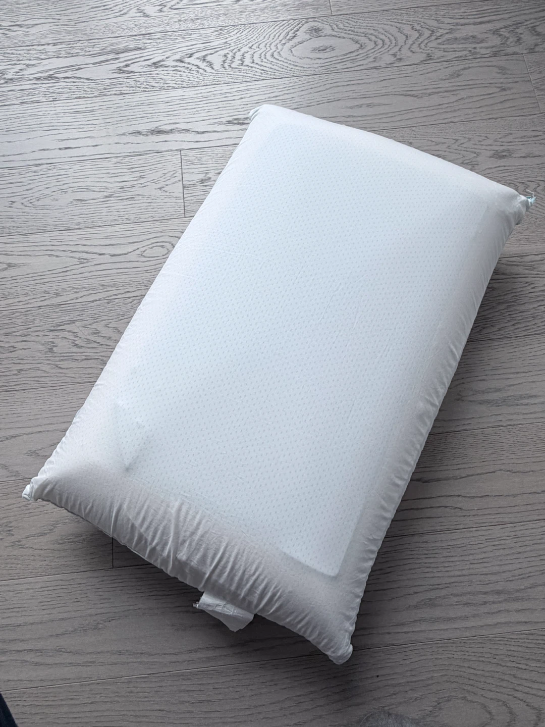 Tempur-Pedic TEMPUR-Cloud Breeze Dual Cooling Pillow