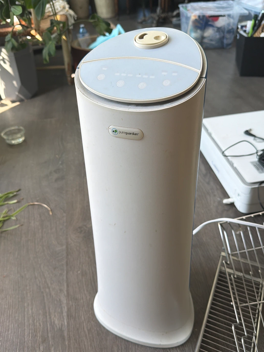 PureGuardian Humidifier - today only moving sale