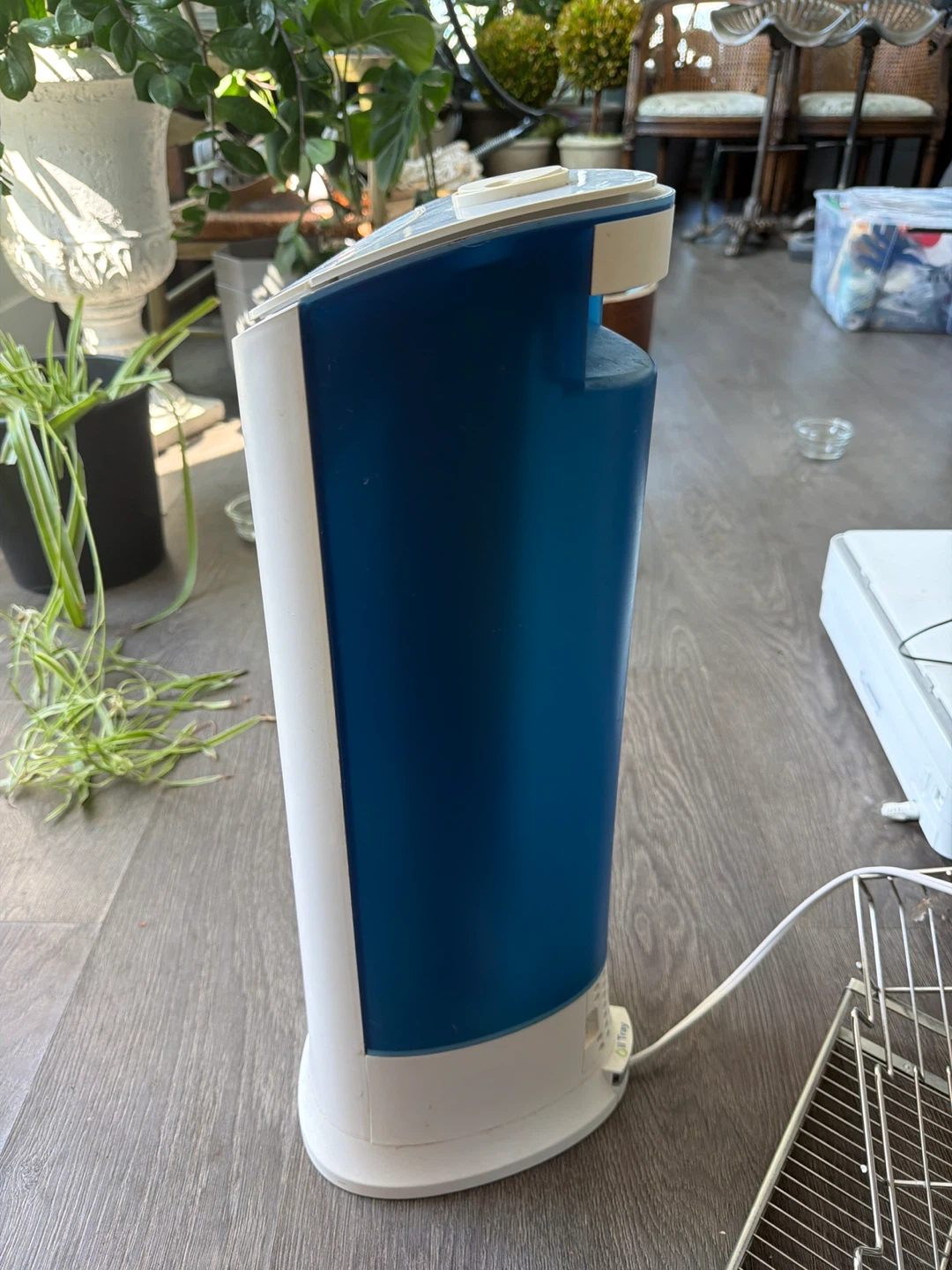 PureGuardian Humidifier - today only moving sale - photo 2