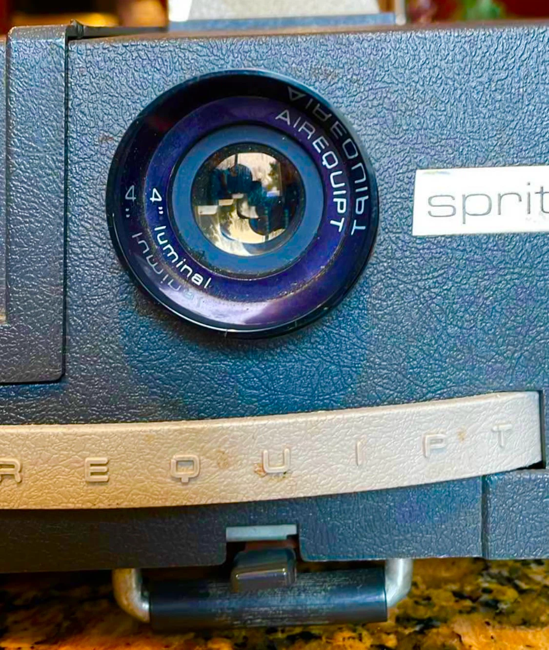 vintage retro photo slide projector with carrousels - photo 3