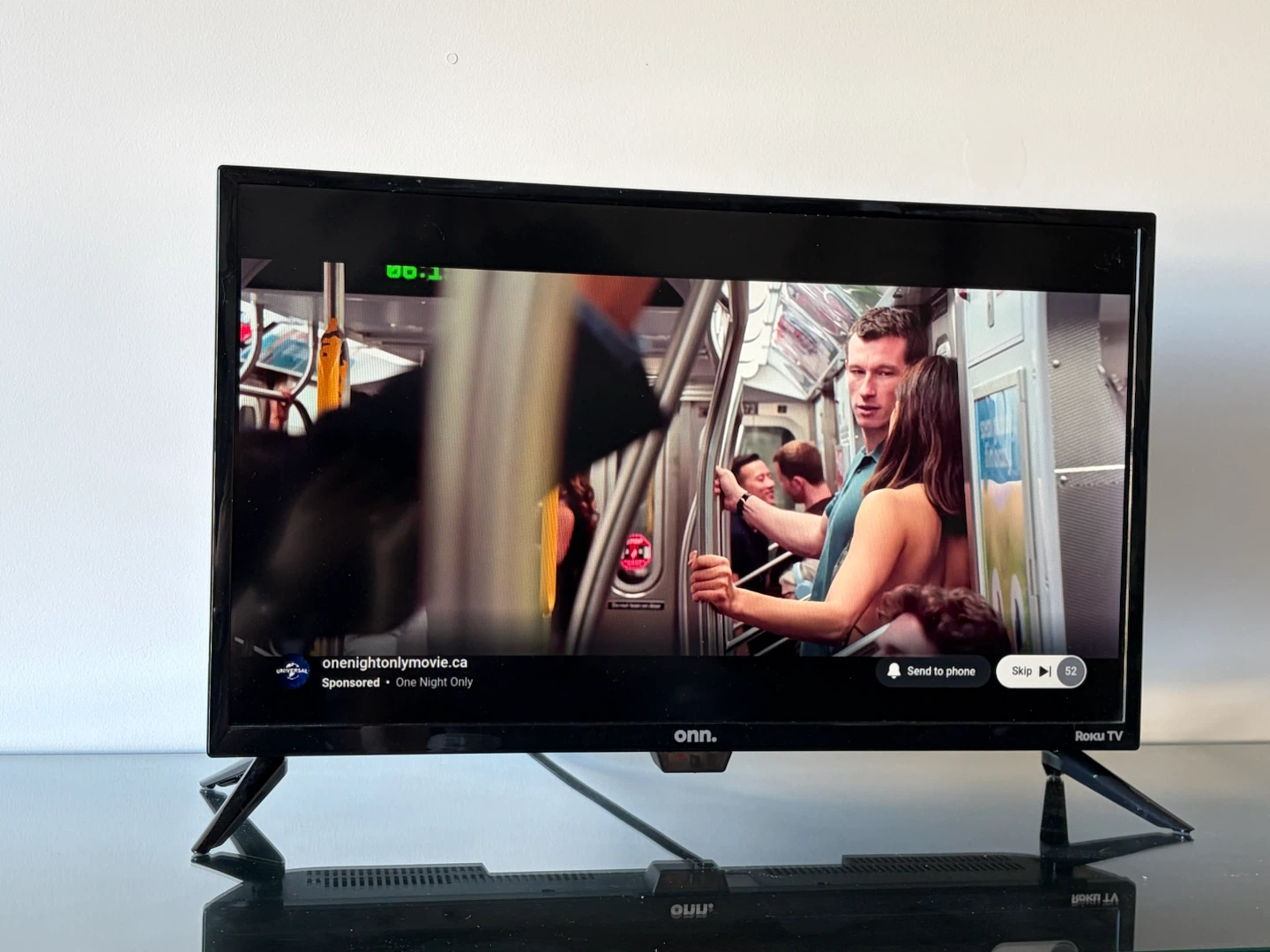Onn 24” ROKU smart TV - photo 5