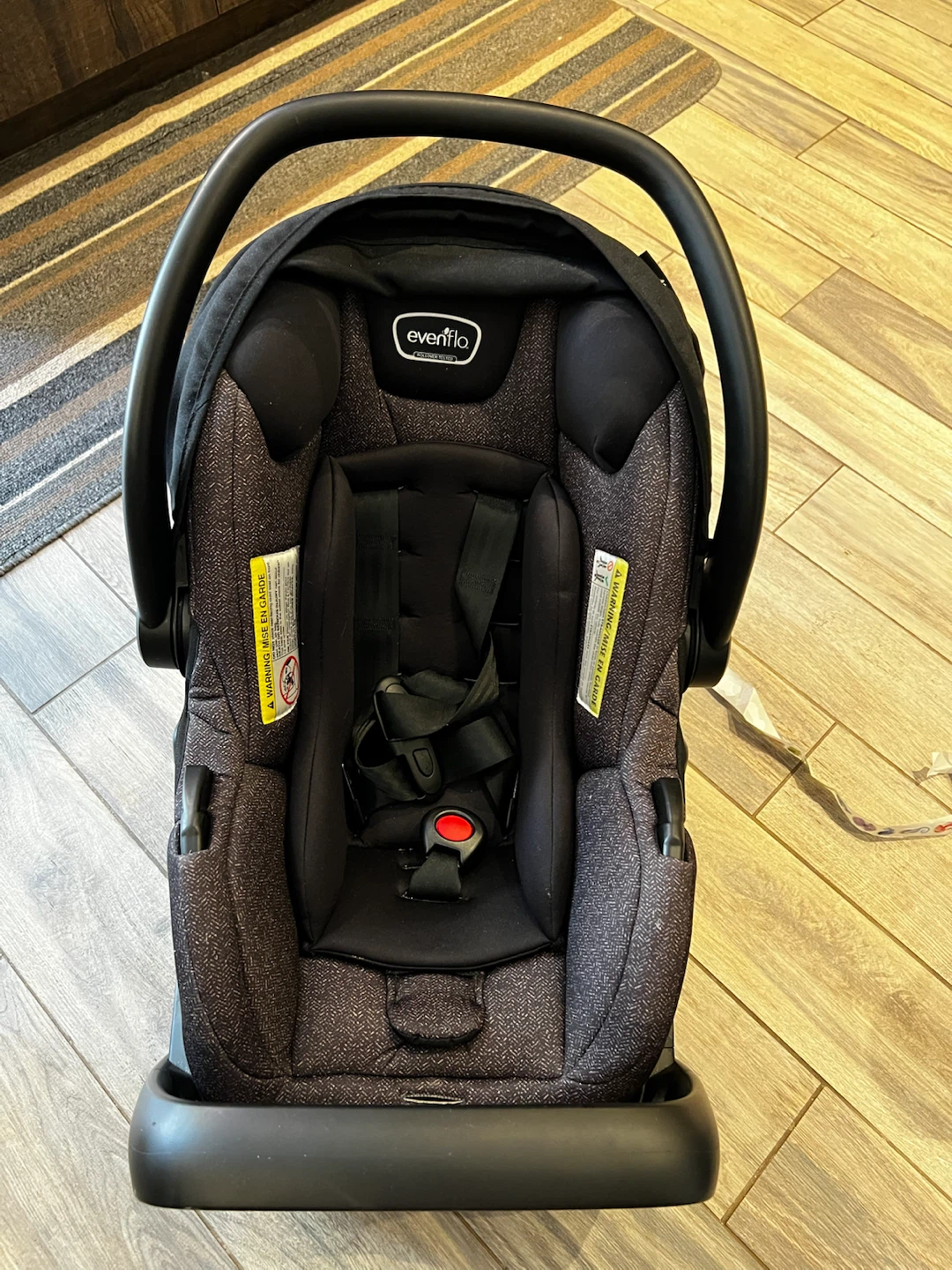 Evenflo Infant Car Seat - photo 2