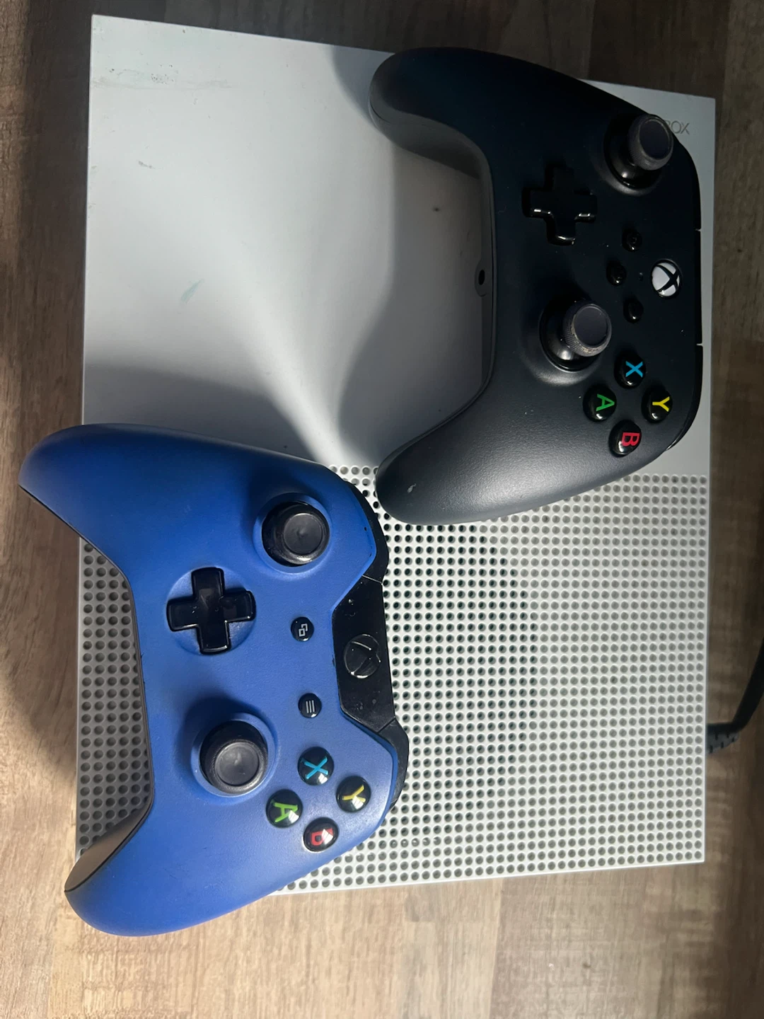 Xbox One S Console with Two Controllers - photo 3