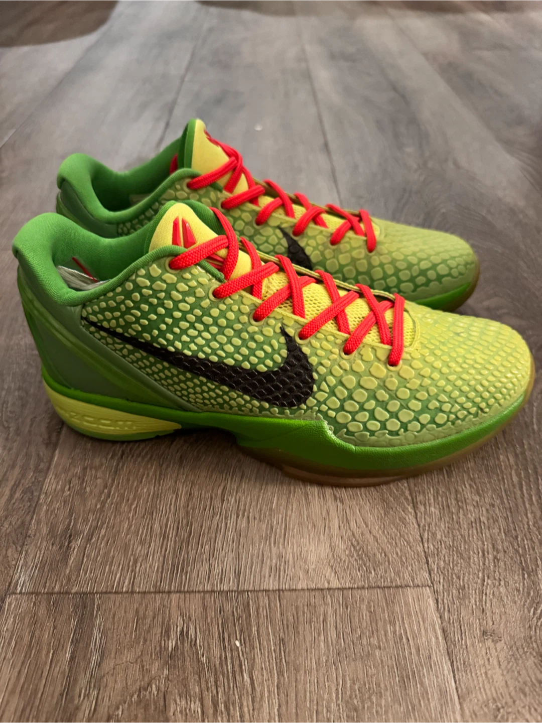 Kobe 6 Grinch