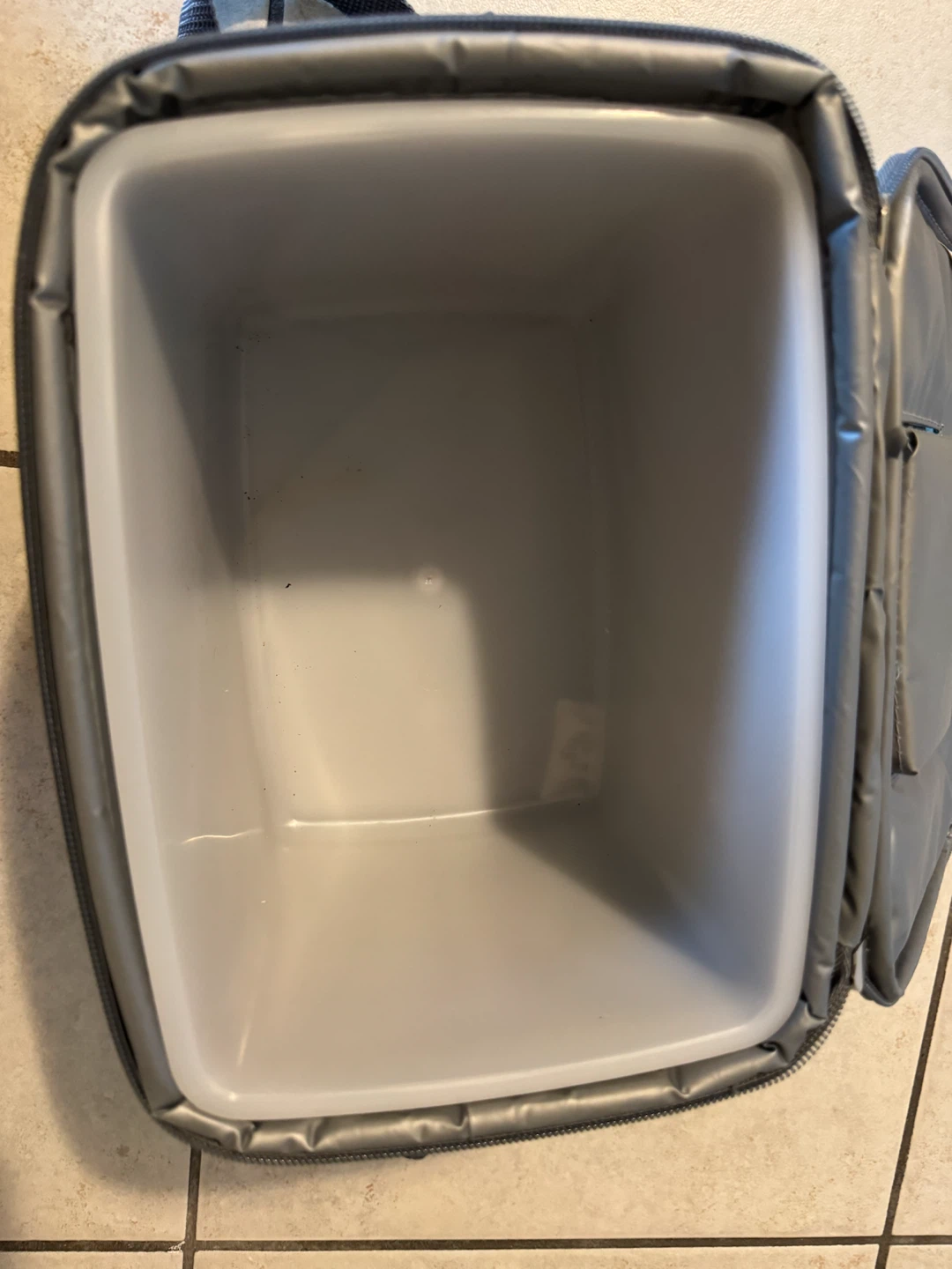 Polar Pack Insulated cold Bag for 6 cans - photo 4