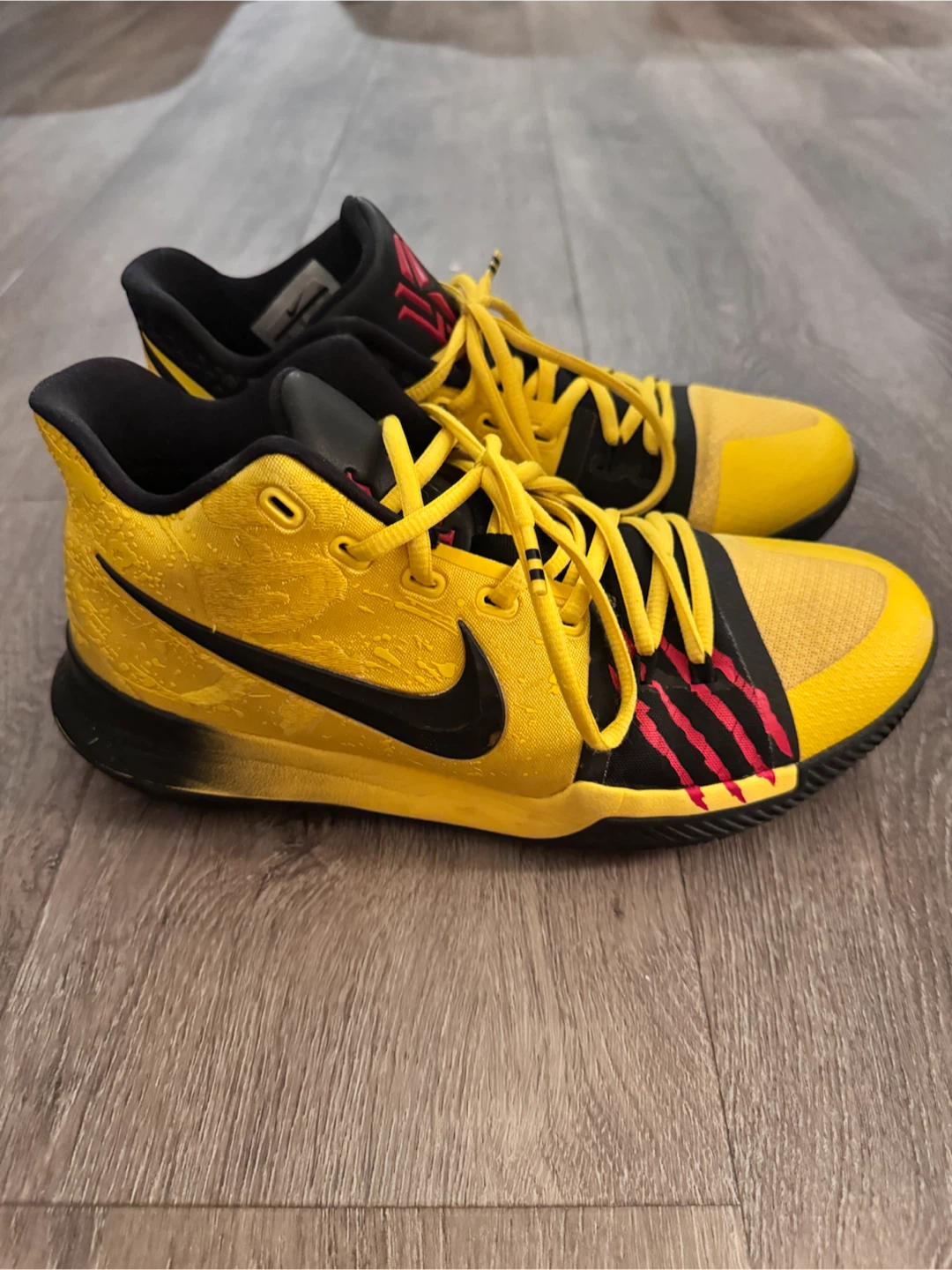 Nike Kyrie 3 Bruce Lee