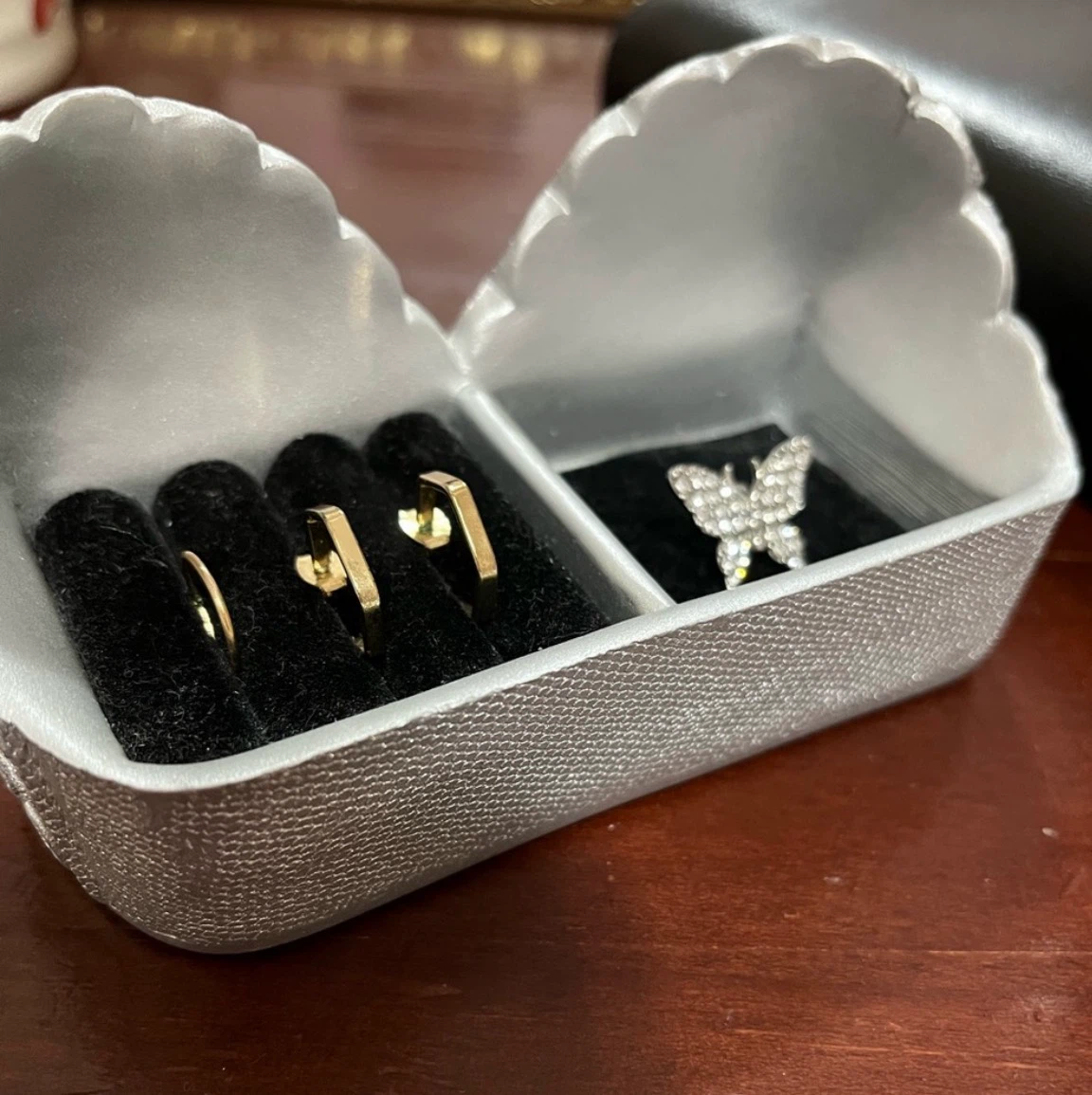 Silver Rhinestone Bra Jewelry Box - photo 4