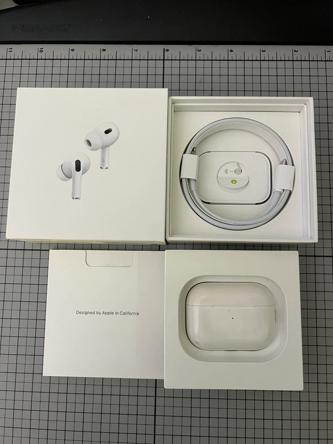 Apple AirPod Pros 2 (LNIB) - photo 2