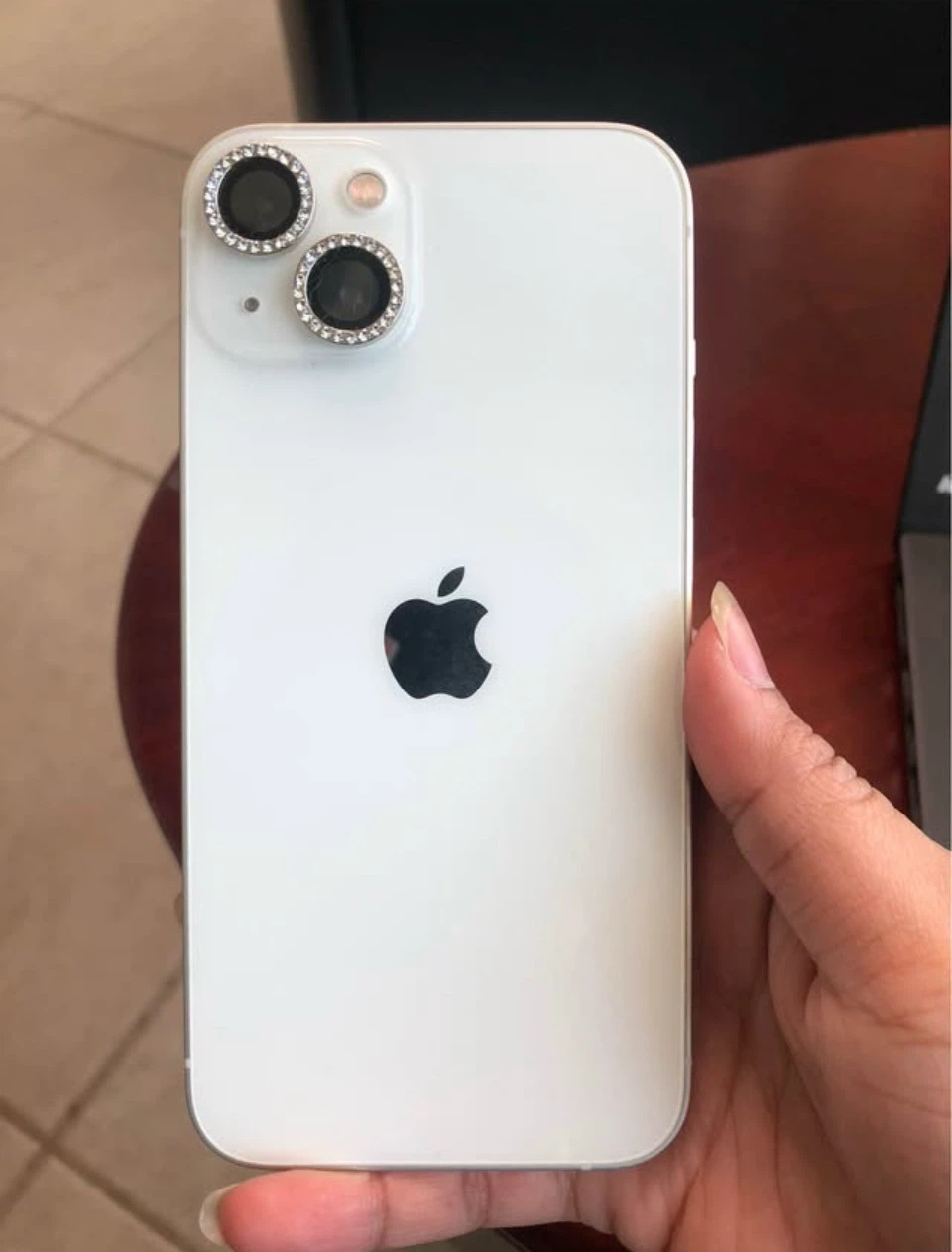 Apple iPhone 13 - white - photo 2