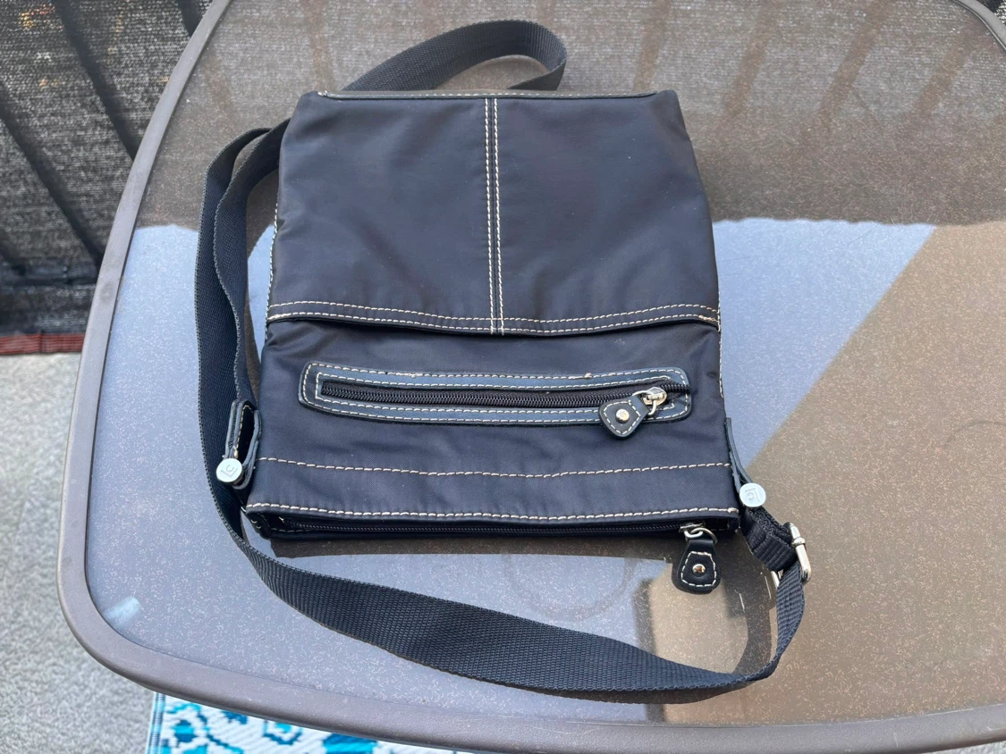Black Crossbody Bag - photo 2