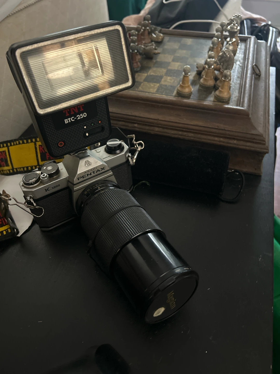 Pentax K1000 35mm Film Camera with TNT Flash Unit