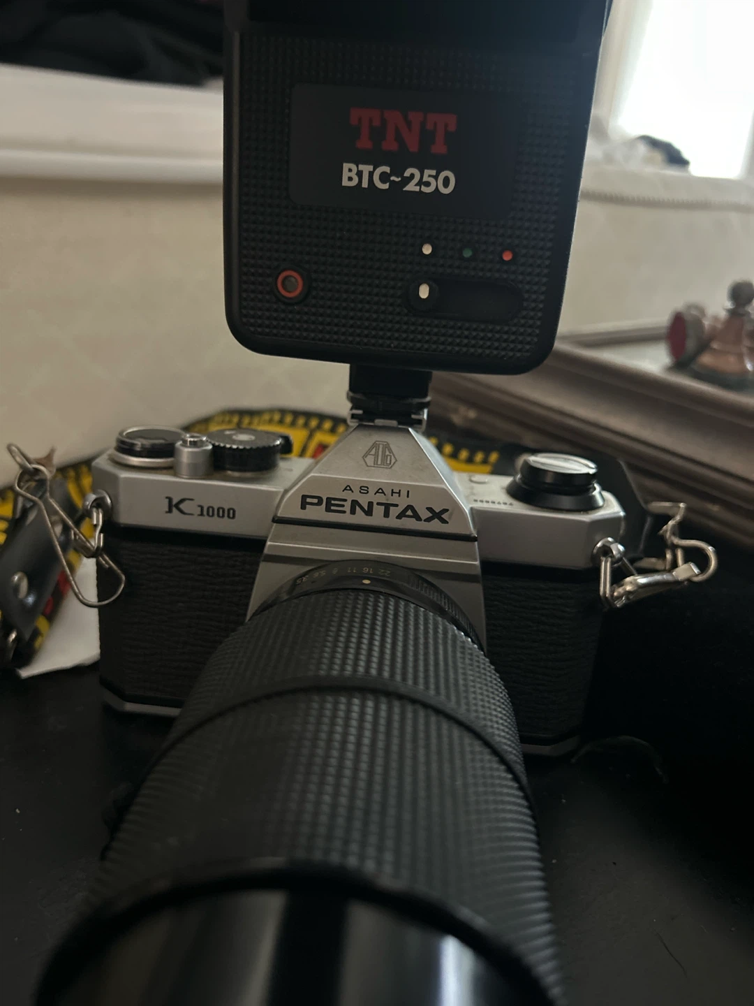 Pentax K1000 35mm Film Camera with TNT Flash Unit - photo 2