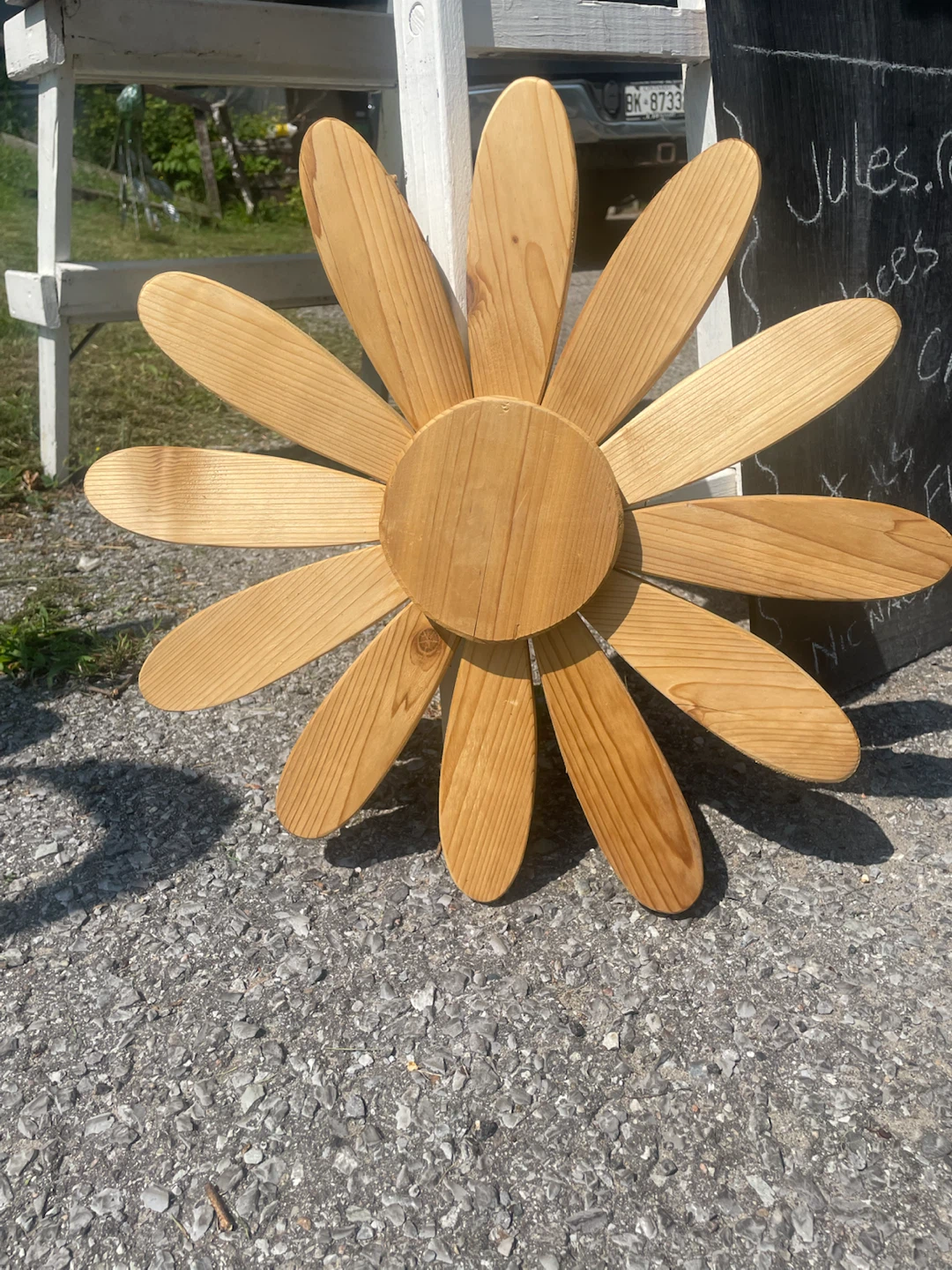 Wooden Flower Garden Decoration