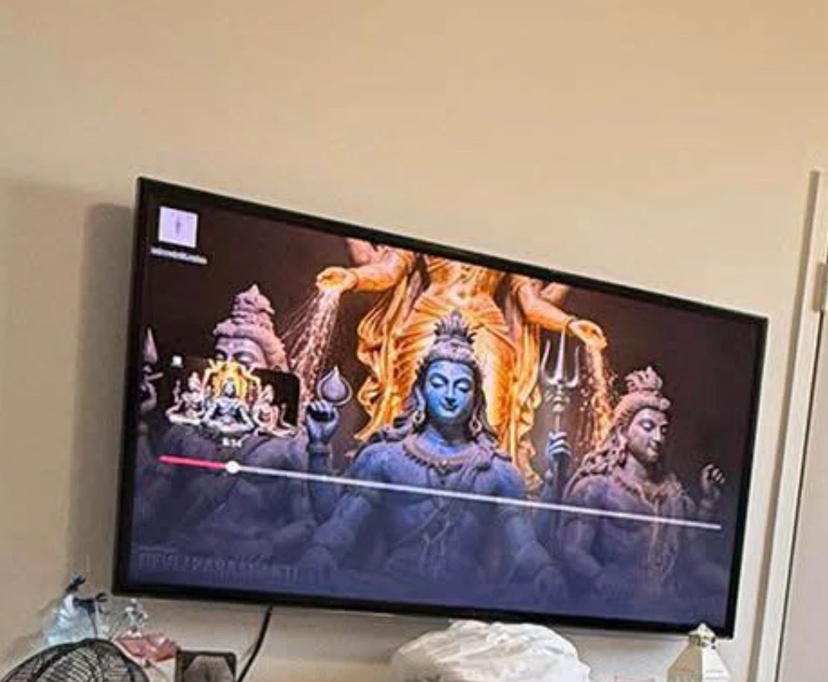Samsung 46” Smart LED TV (UN46ES6100F) - photo 2