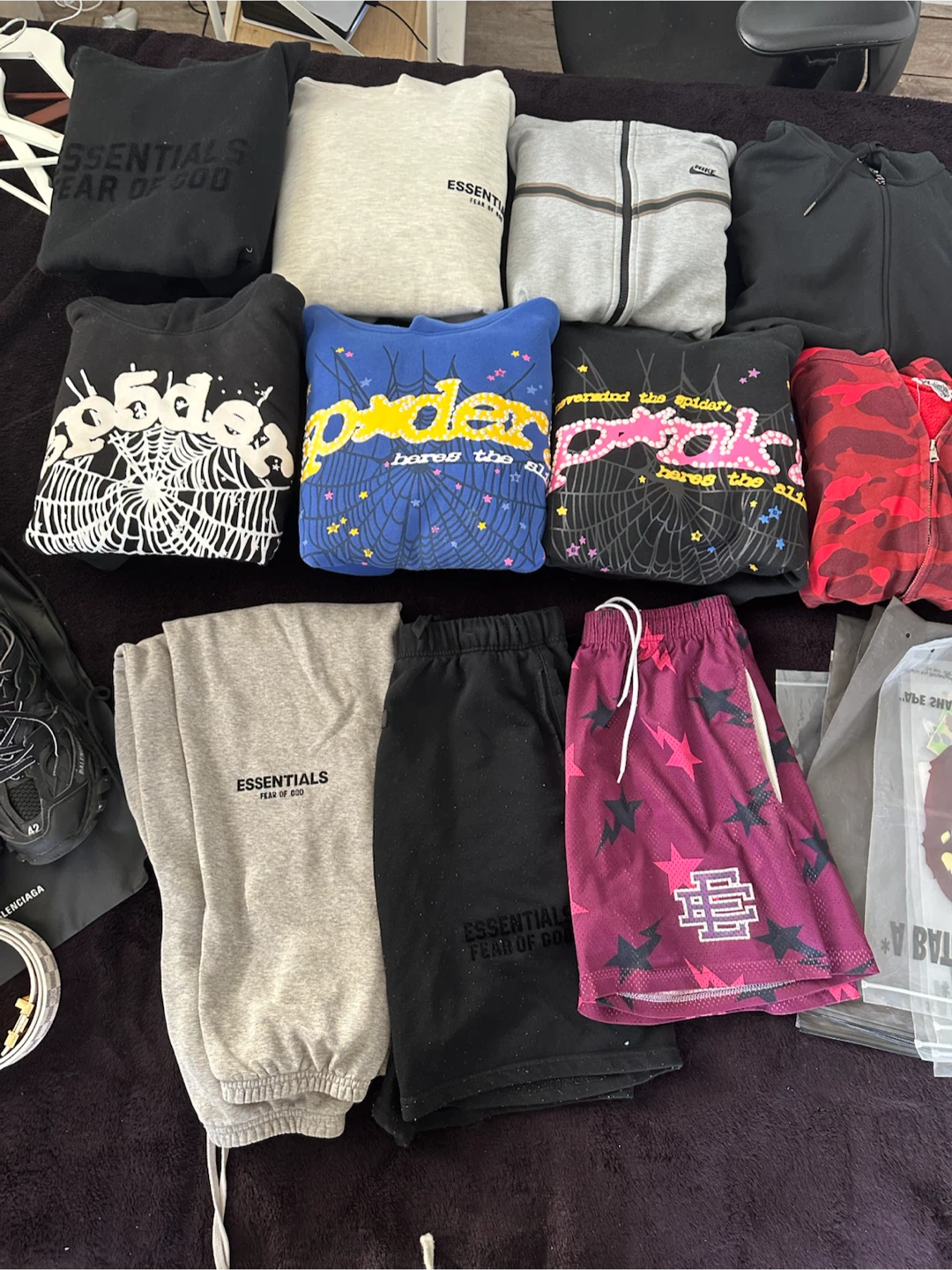 CLOSET CLEANOUT PRICES AND SIZES IN DESCRIPTION