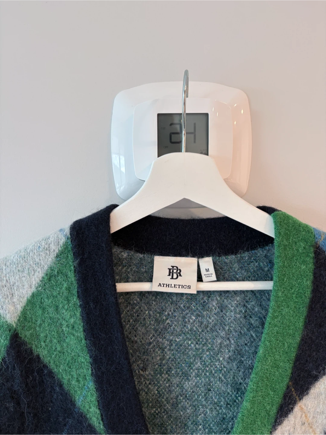 Gap Athletics Argyle Cardigan Sweater Medium - photo 2