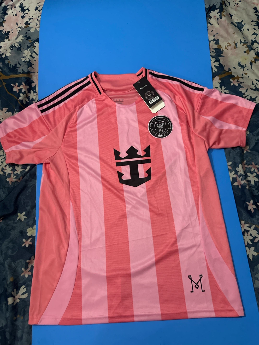 Inter Miami CF Soccer Jersey and Shorts Set - photo 2