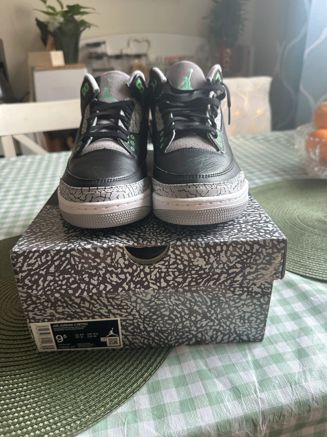 Jordans all size 9.5 - photo 5