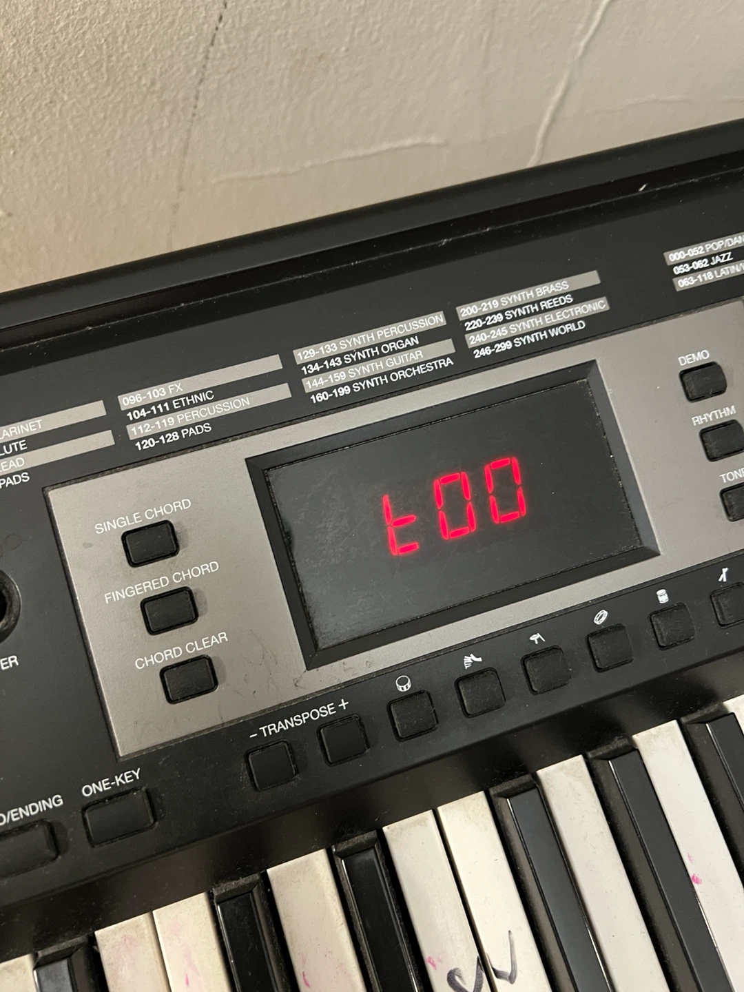 Alesis Harmony 61 MKII 61-Key Portable Keyboard - photo 3