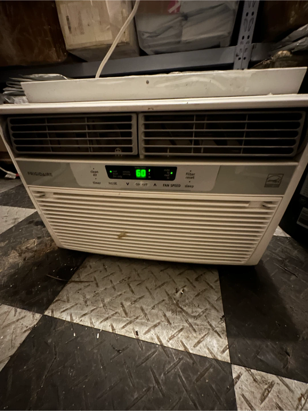 Frigidaire Air Conditioner no side panel