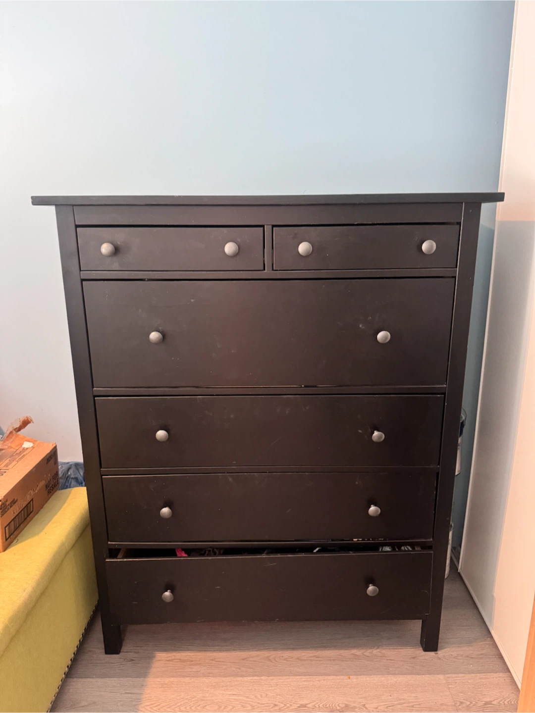 Black 6-Drawer Dresser
