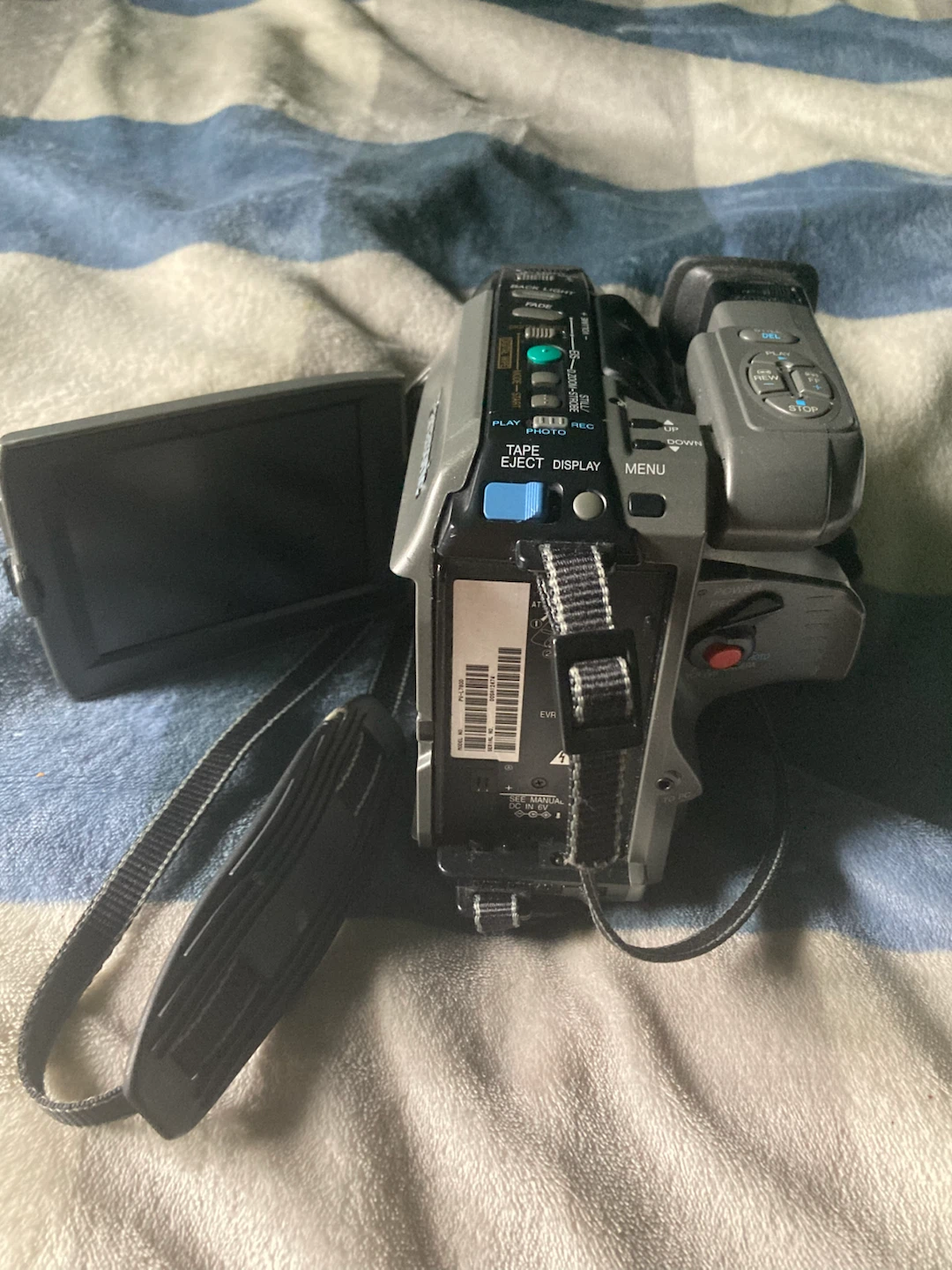 Panasonic Palmcorde Digital Camcorder - photo 3