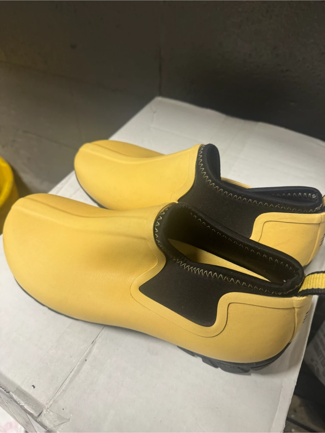Lands' End Yellow Slip-On Clogs - Women's Size 8 - photo 2