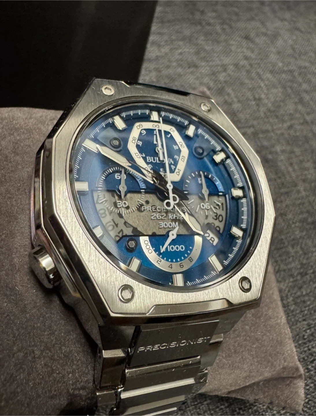 Bulova Precisionist Chronograph Men's Watch - photo 3