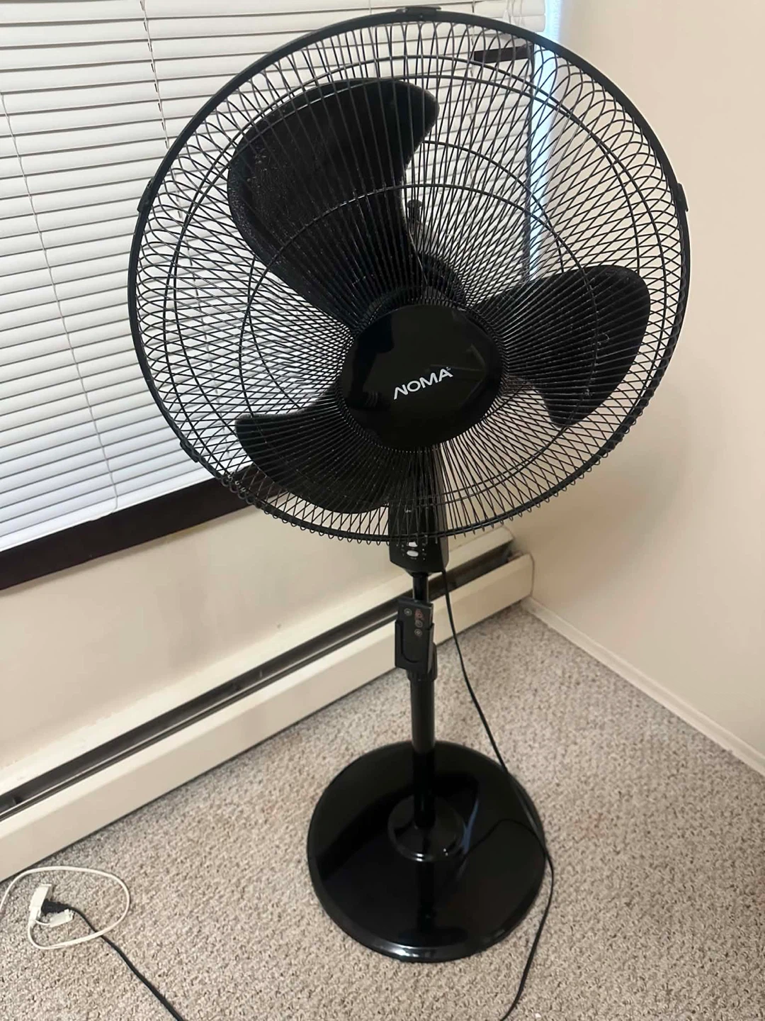 NOMA 18" Oscillating Stand Fan with Remote