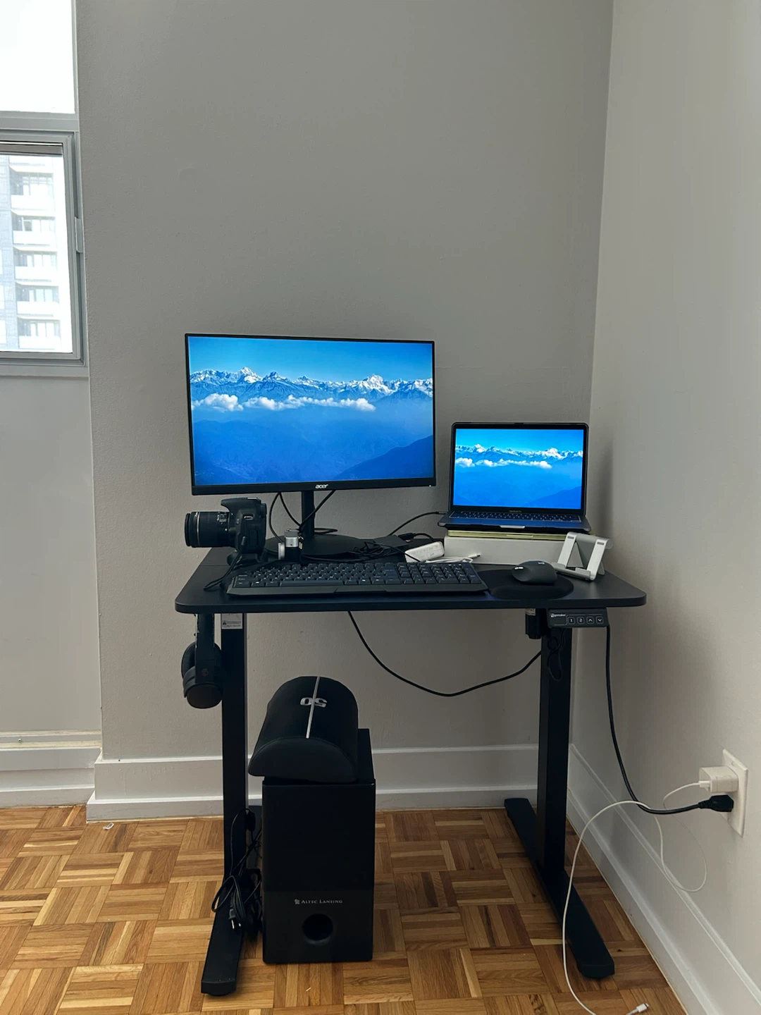 Ergomaker Adjustable Standing Desk - photo 2