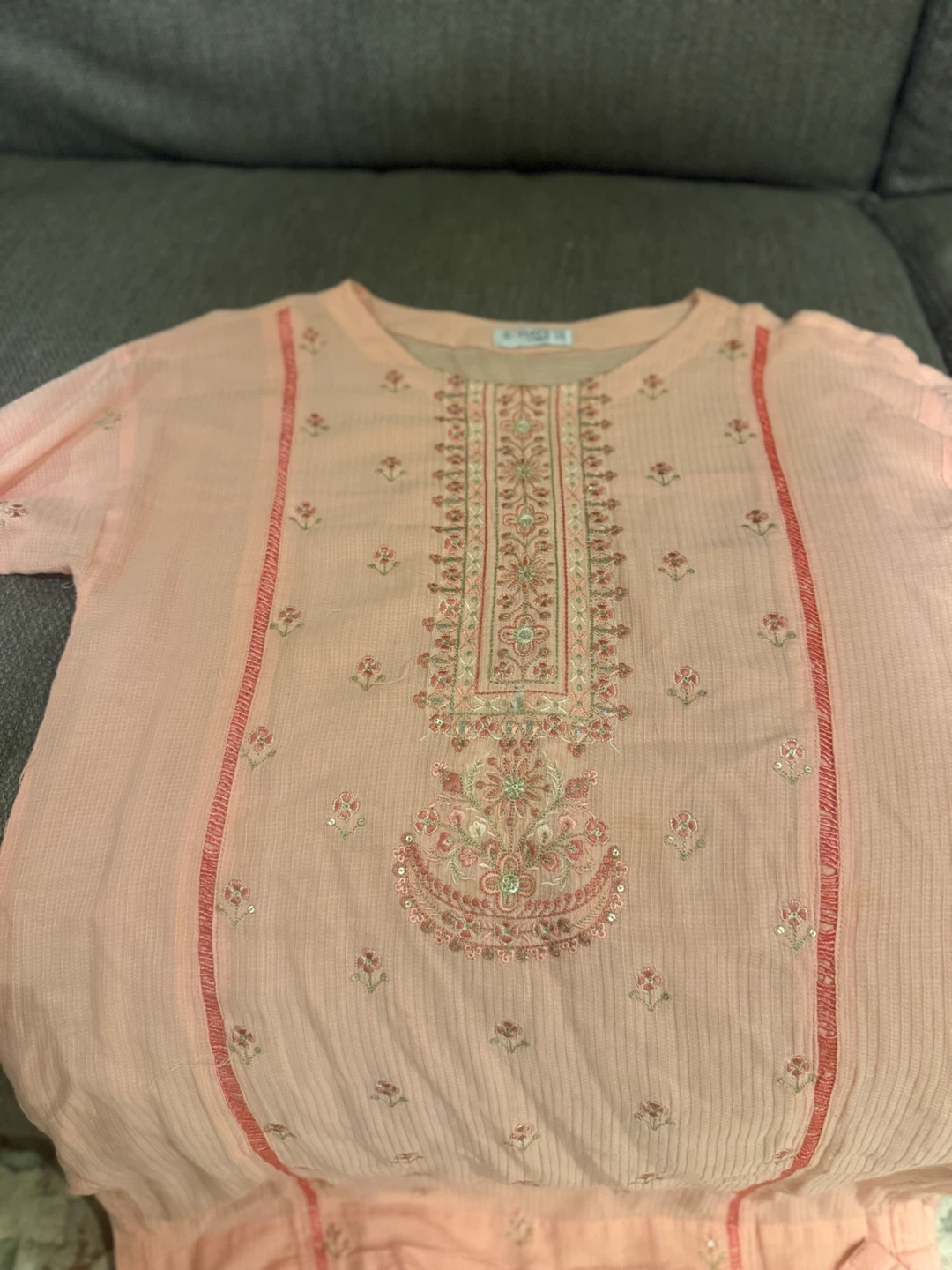 Pink Embroidered shirt - photo 3