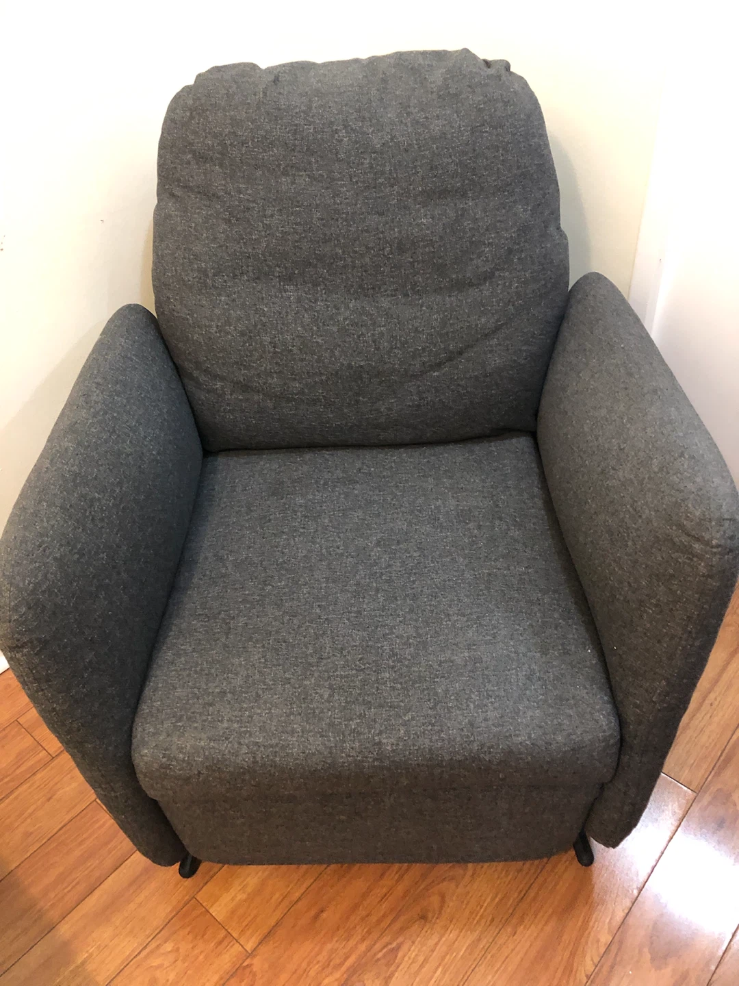 Beautiful floral chaise and a reclining chairfor sale - photo 3