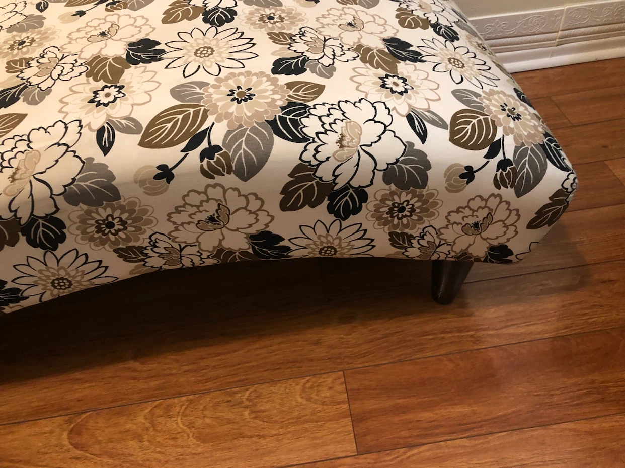 Beautiful floral chaise and a reclining chairfor sale - photo 4