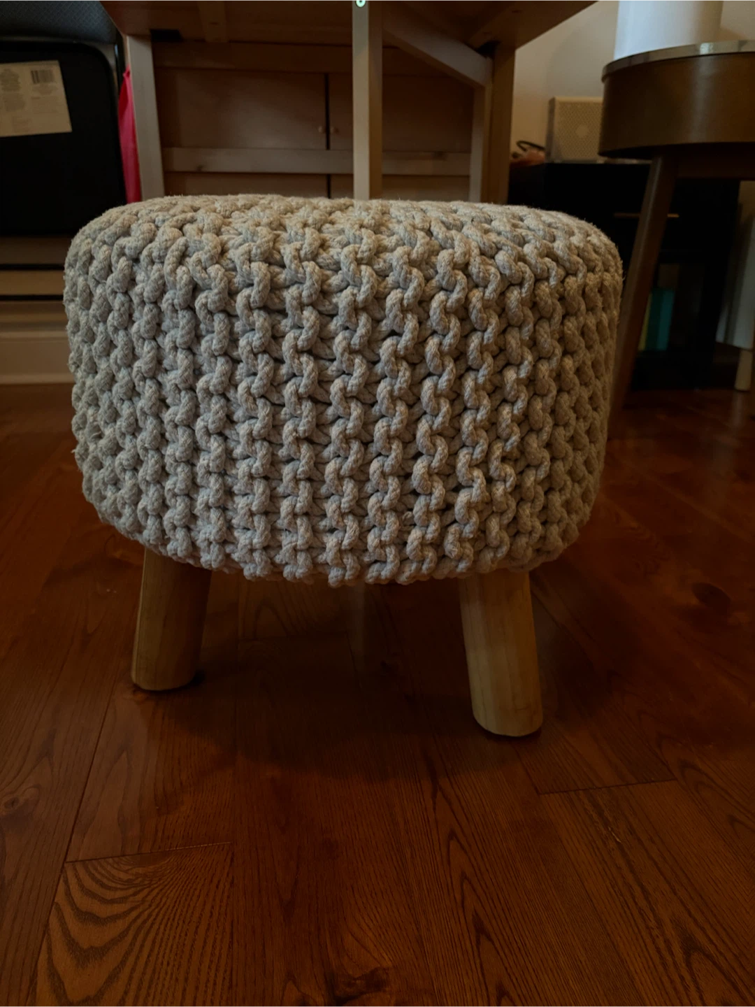 Knit Pouf Ottoman with Wooden Legs - photo 2