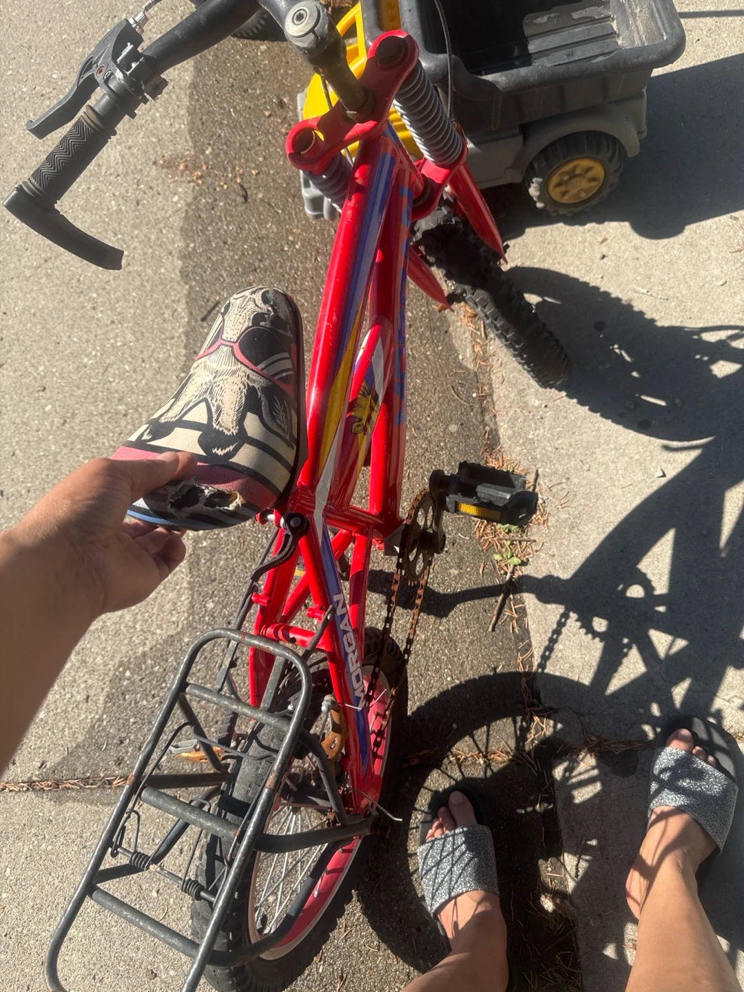 Red Morgan Kids Bike - photo 3