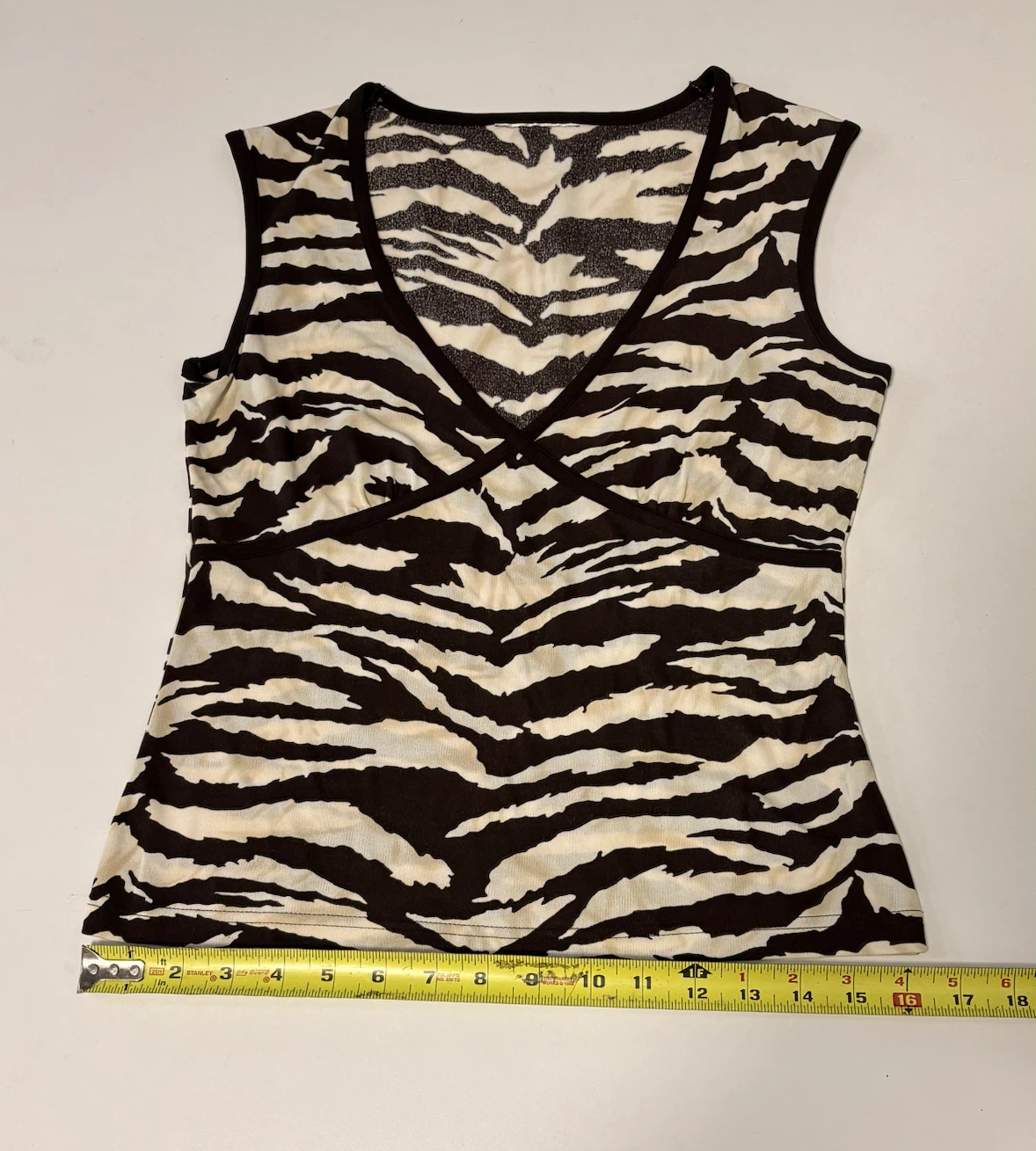 Zebra Print Sleeveless V-Neck Top - photo 2