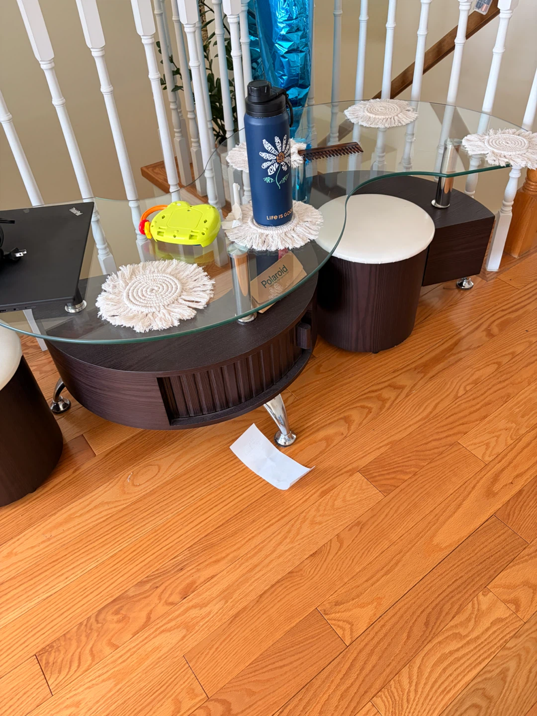 S shaped table with 2 ottoman and storage - photo 3