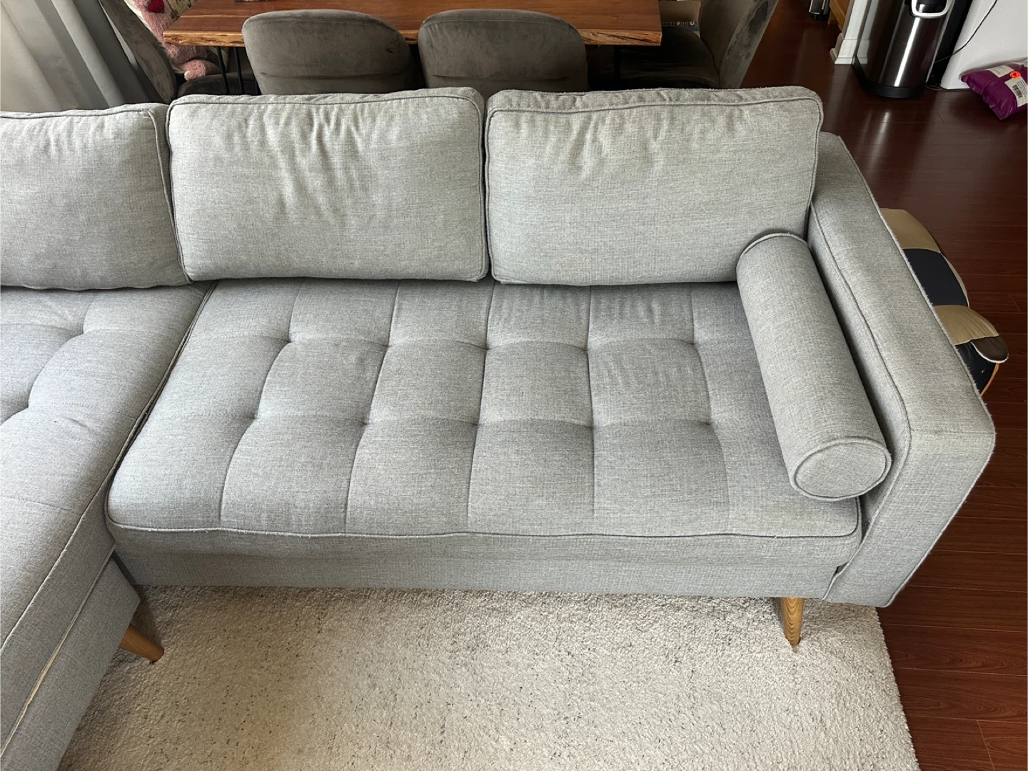 Mid-sized grey sectional sofa - photo 3