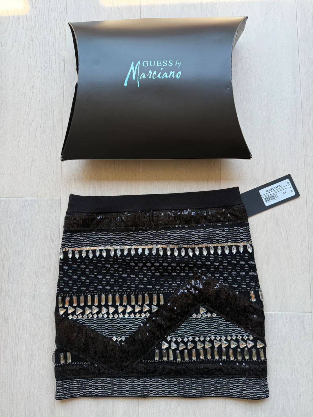 GUESS by MARCIANO Sequin Embellished Mini Skirt S/P