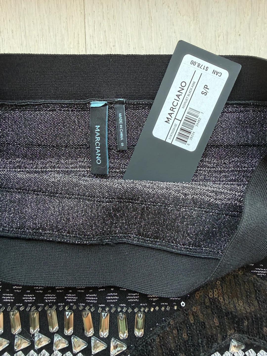 GUESS by MARCIANO Sequin Embellished Mini Skirt S/P - photo 2