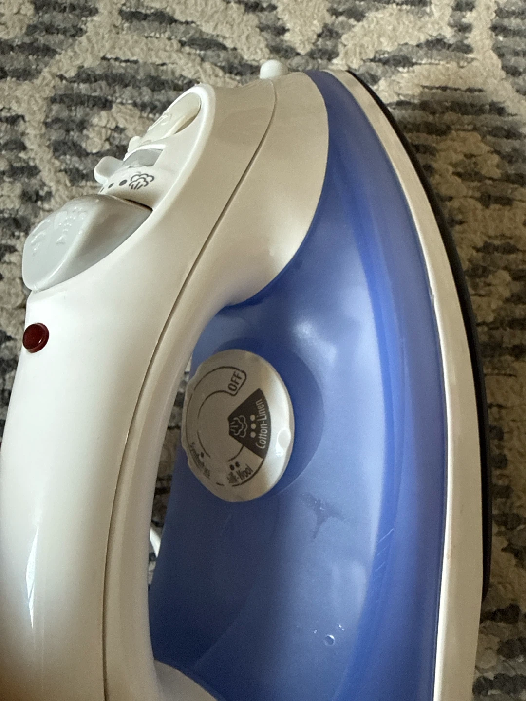 Proctor Silex Steam Iron 17201 - photo 4