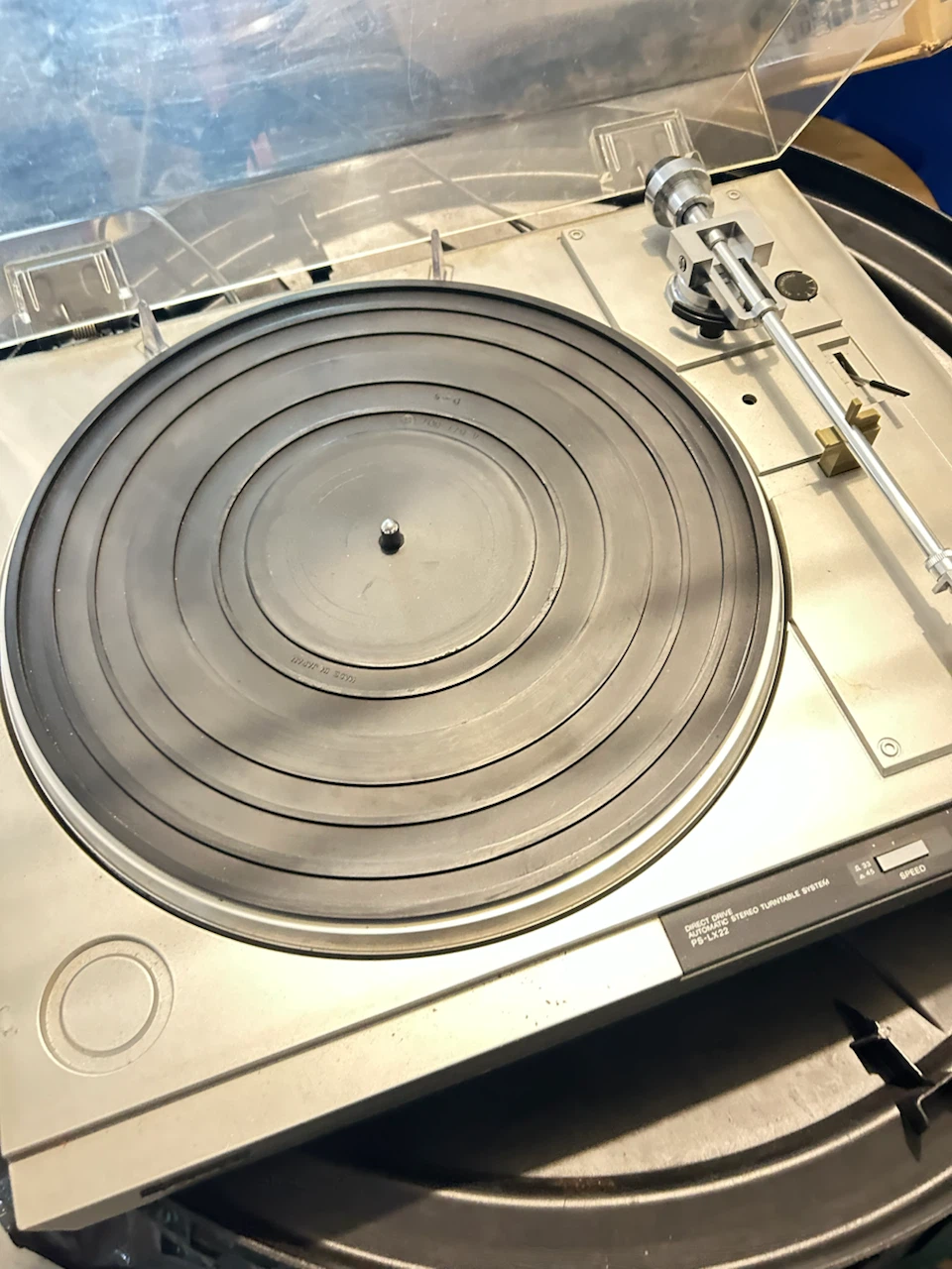 Sony PS-LX22 Stereo Turntable System - photo 2