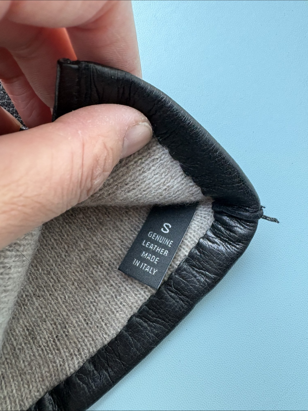 Bloomingdale's Men's Tech Gloves - photo 3