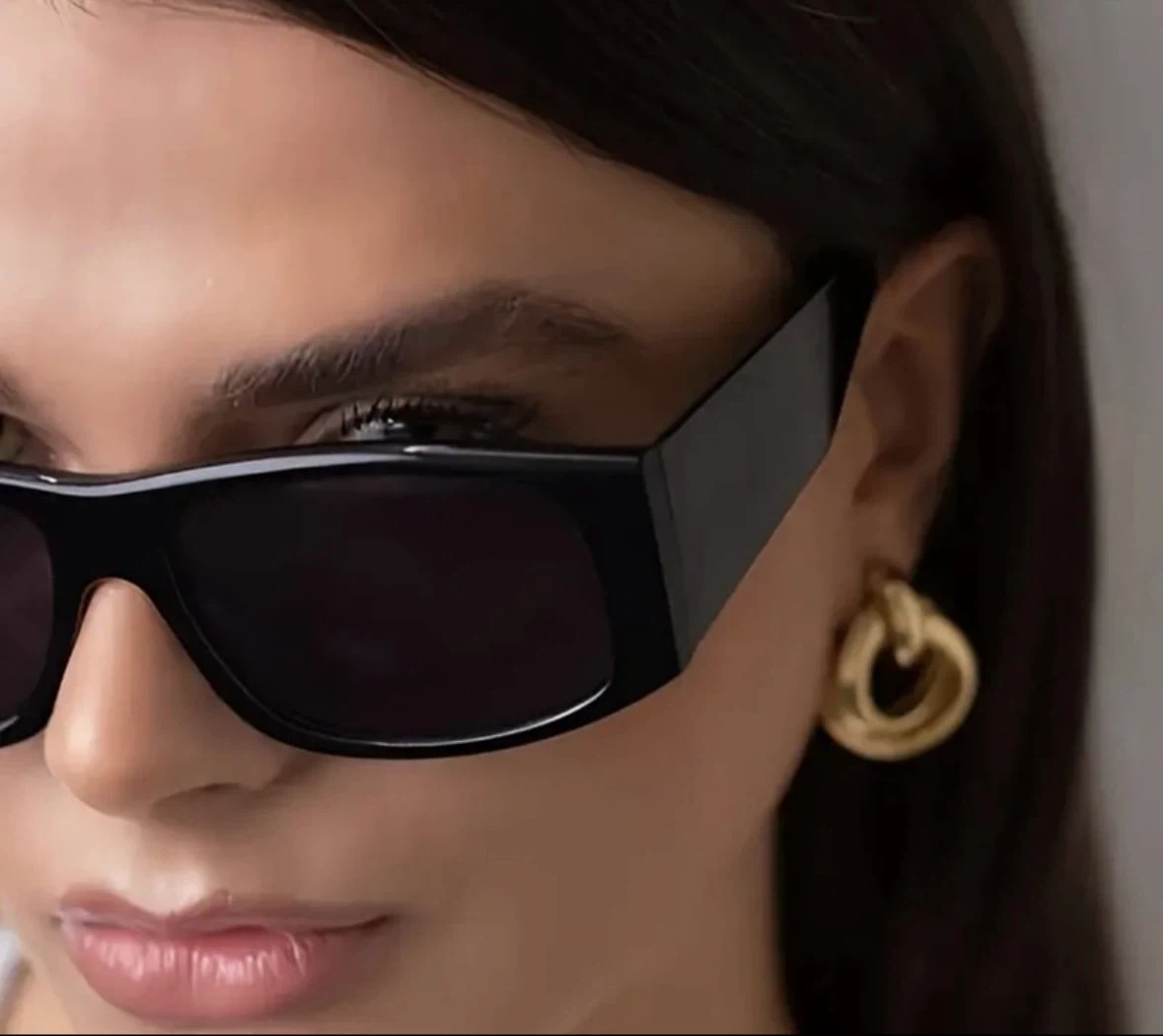 Black Sunglasses - photo 2