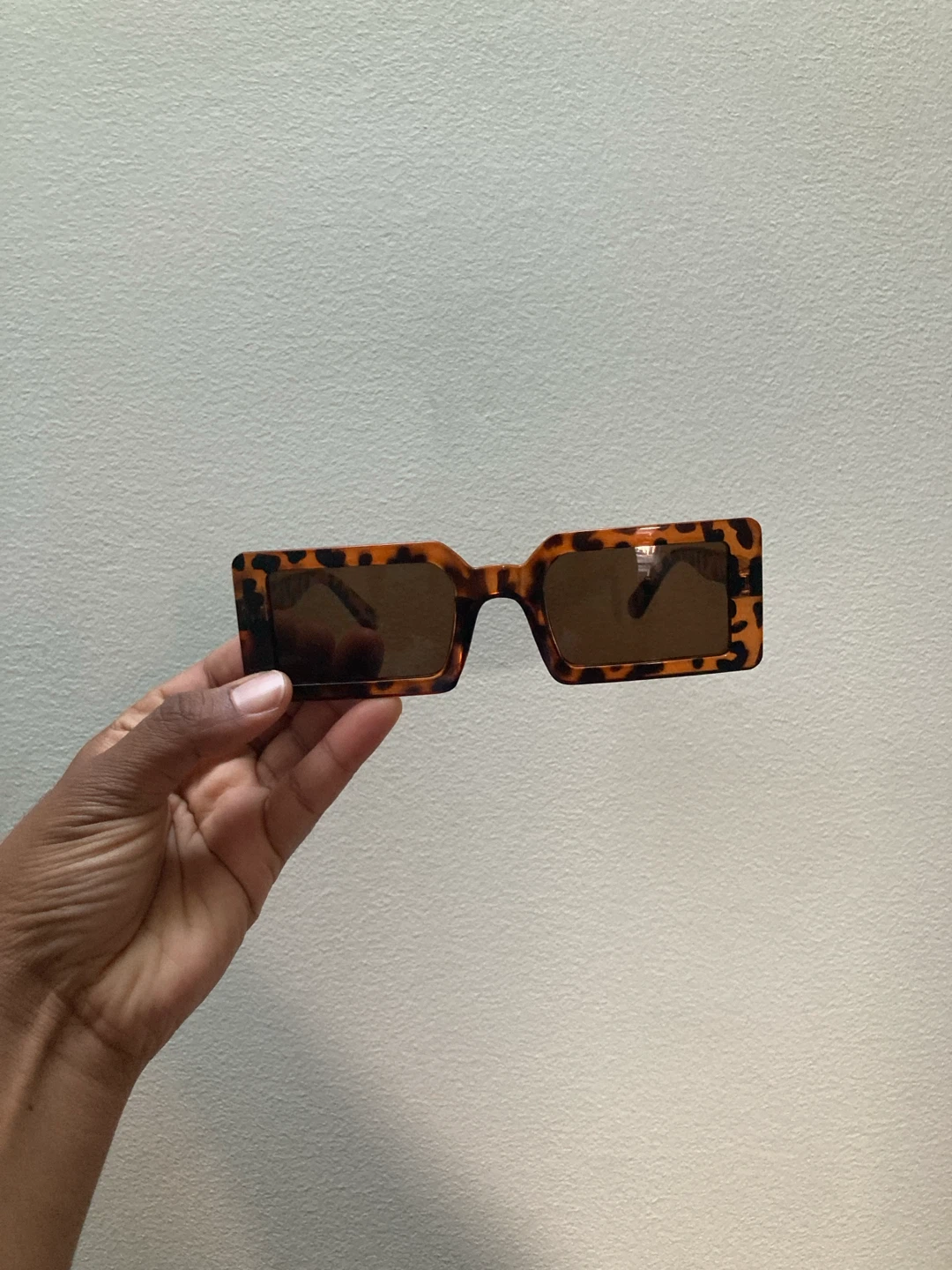 Tortoise Shell Rectangle Sunglasses