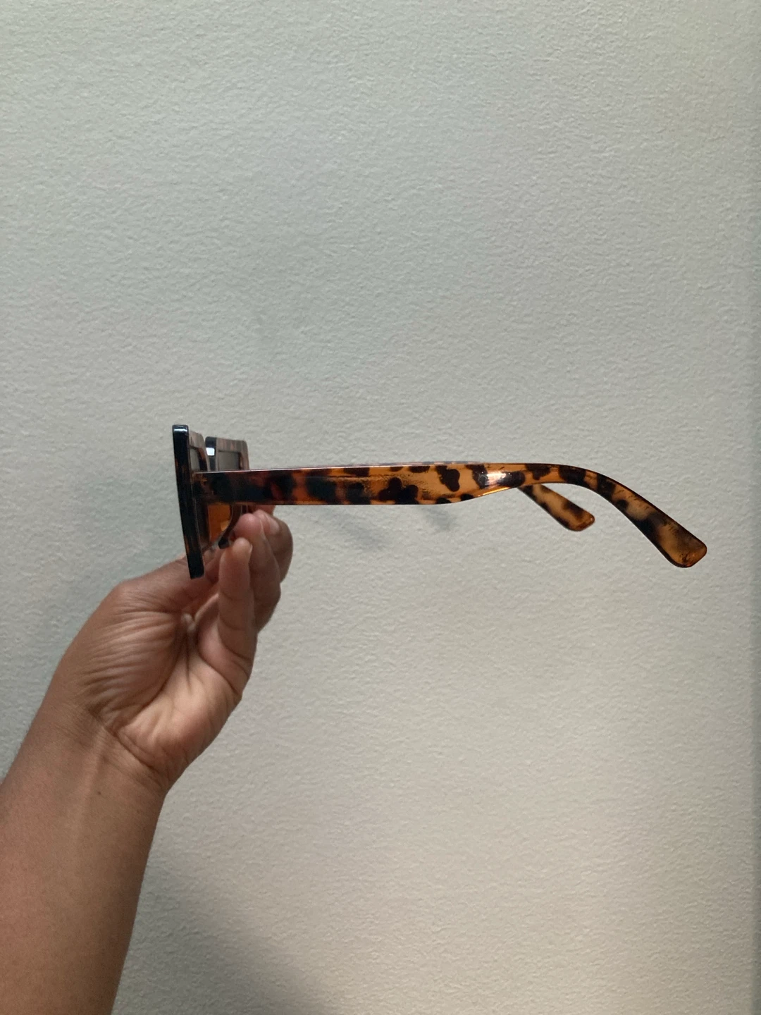 Tortoise Shell Rectangle Sunglasses - photo 3