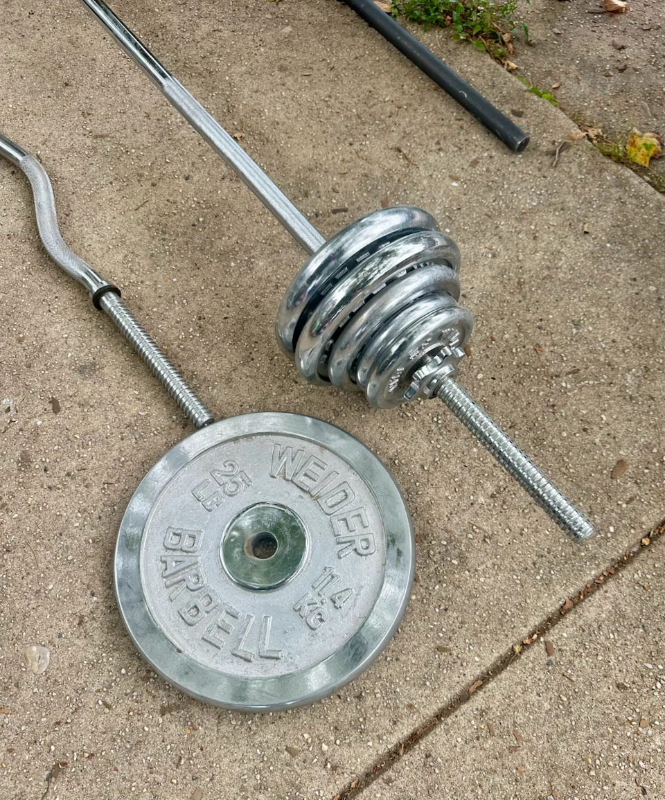 Weider Barbell Set with Weight Plates - photo 4