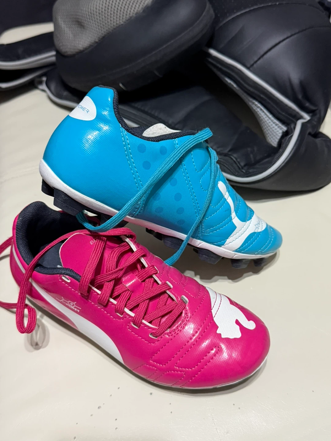 Puma Soccer Cleats Youth Size 2